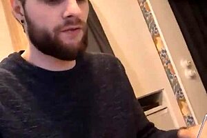 omg this berlin ersties production is so hot i'm recontacting her to explain my new moves 😍🔥