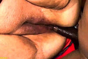 plump mature enjoys intense fisting and massive squirt