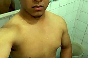 hey watch me cum so hard right now