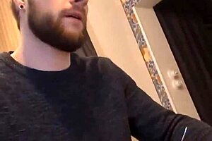 omg this berlin ersties production is so hot i'm recontacting her to explain my new moves 😍🔥