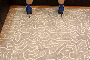 sara jay bends over masturbates her big pussy lips dripping wet 💦👅