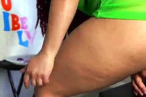 RED THICK BITCH BOUNCES AND SLOBS ON FAVORITE DILDO