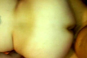 big ass girlfriend begs for deep anal creampie pounding