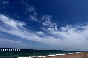 big ass paisita tempts beach wanker with dirty shakes and curves