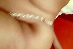 Smooth Shaved Pussy Close-Up Tease and Play