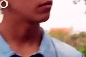 Venezuelan Traveler's Hopeful Journey from Venezuela to Colombia