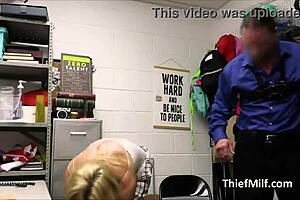 Mall Cop Triggers Suspect's Desk-Soaking Squirt