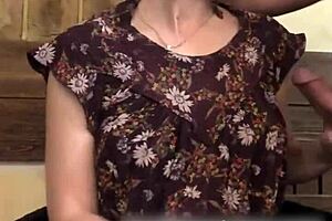 hey lady wanna suck these two cocks in sauna threesome?