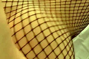 calentarle la polla before she rides with creampie moans