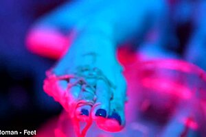 sexy feet crushing cup noodles hard