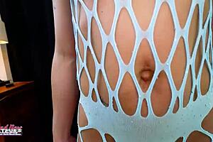 petite inked merdecez rims and blows cock hard before getting pounded 😈💦