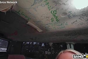 How's this slimthick vic riding reverse on the bus gonna make you cum?