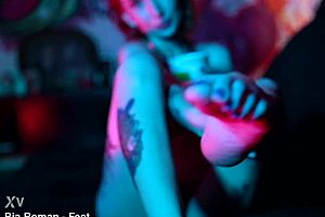 sexy feet crushing cup noodles hard