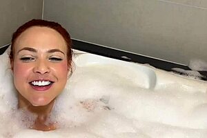 Nicole romanoff enjoys relaxing hydro session beautifully