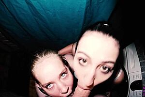 two hot girls giving double oral in the bathroom 💦👅 who's next?