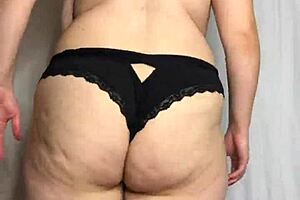 intriguing shake of big ass and natural tits