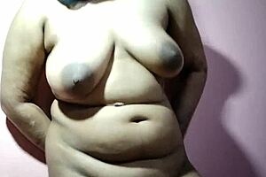 amateur indian girlfriend gets full hardcore pounding from friend