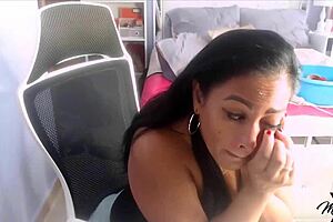 maxine x rides bbc dildo squirting wet orgasms everywhere! 💦🍆