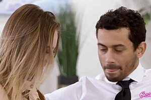 Alex Jones rams curvy bride Kyler Quinn in heated cowgirl ride