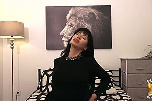 yenifer says i crave that deep anal stretch every time!