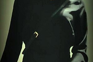 whoa! this ladyboy blasts monster cumshot right in public outdoor spot??!! 💦