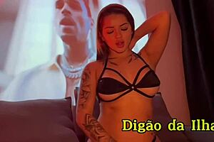 oiled redhead bodybuilder shakes ass teases big cock