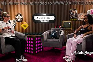 lily starfire gets horny spilling secrets to bree mills