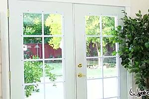 lucky guy pounds mature cougar sara jay's wet cunt with bbc