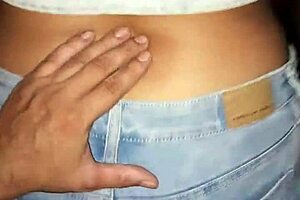 my drunk latina milf spreads wide for street creampie