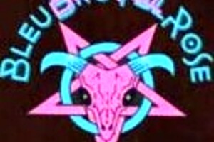 wanna see the mermaid choked on huge cock?