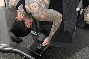 Milf flexes huge ass and tits in gym leggings