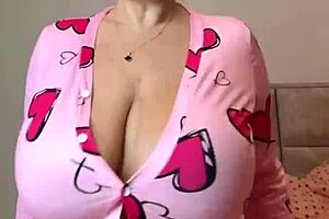 big natural tits tease in shy dance