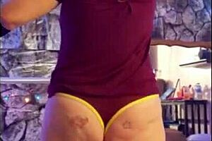 Steffi's hotwife pussy lips dance stirs deep arousal