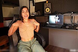 Who's reacting wild to knock knock amateur porn bang?