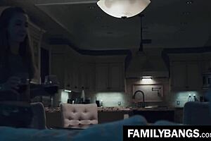 hey wanna watch karla kush and jill kassidy kiss wet pussies on sofa?