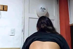 argentinian culona shakes massive ass in hypnotic twerk display