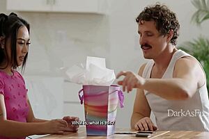 petite asian patient kimmy kimm begs for pity fuck in hospital