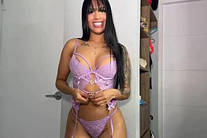 my friend turns me on to masturbate wildly may hernandez 🔥😍