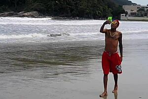 found this beach toy, wanna stuff my fat pussy right now?