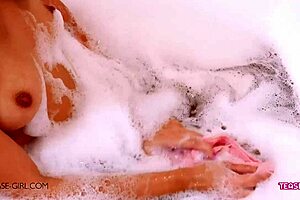 Sexy brunette teen bathes showing perfect body in casting interview