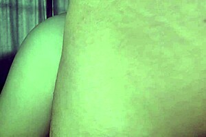 18yo tight pussy filled with close-up creampie