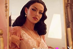 Big ass milf bryona poses seductively in stockings and lingerie