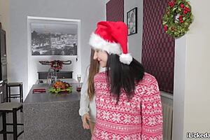 Girlfriend's Shaved Pussy Licked Wild on Christmas Day