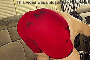 Cum watch my huge fat ass workout close-up in leggings?