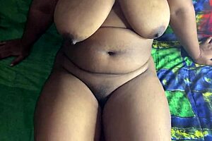 Exotic Bihari Bhabhi Fingers and Squirts in Passionate Desi Sex