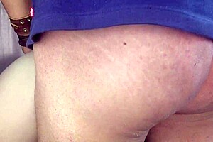 18yo tight pussy filled with close-up creampie