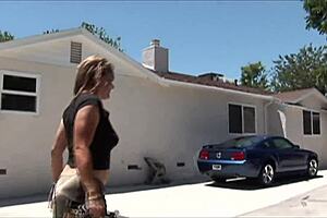 kelly leigh hunts big black cock for interracial facial