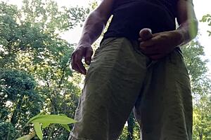 Massive Outdoor Public Jerkoff Explosion Hiding in Park