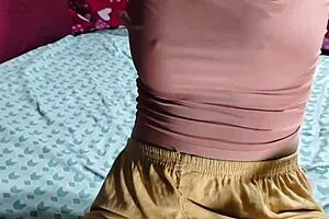 Young Desi coed rides hardcore anal pounding in homemade college clip