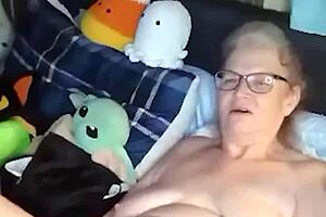 naked yoga gets this hot mature so horny she masturbates wildly?